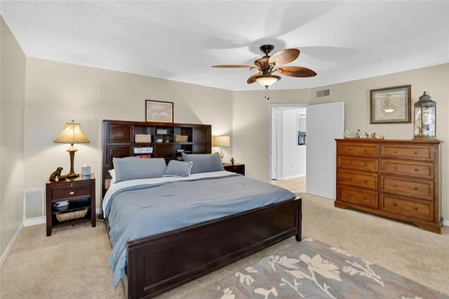 $450,000 | 1914 Coral Tree Court, Brandon, FL 33511