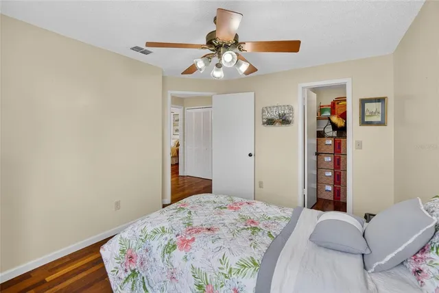 $450,000 | 1914 Coral Tree Court, Brandon, FL 33511