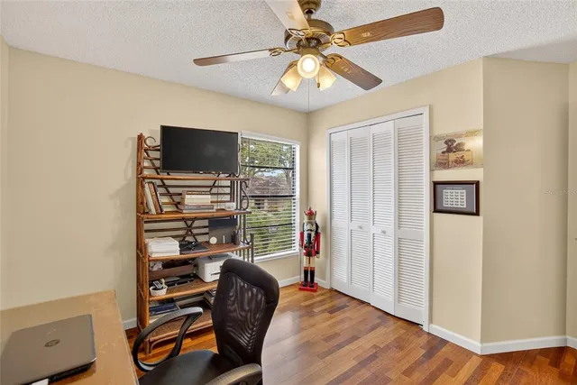 $450,000 | 1914 Coral Tree Court, Brandon, FL 33511