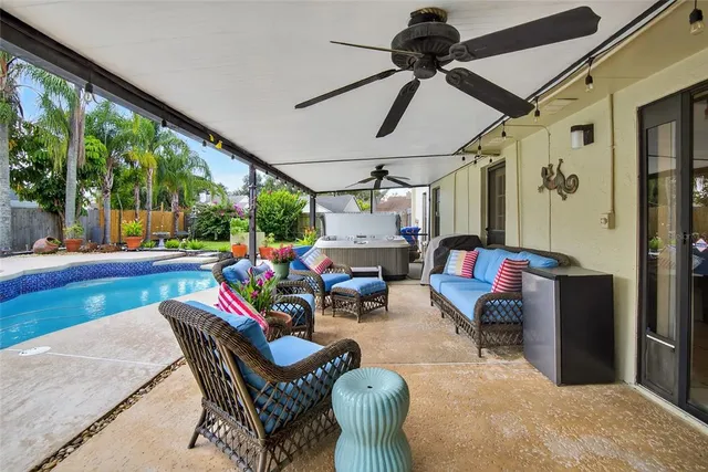 $450,000 | 1914 Coral Tree Court, Brandon, FL 33511