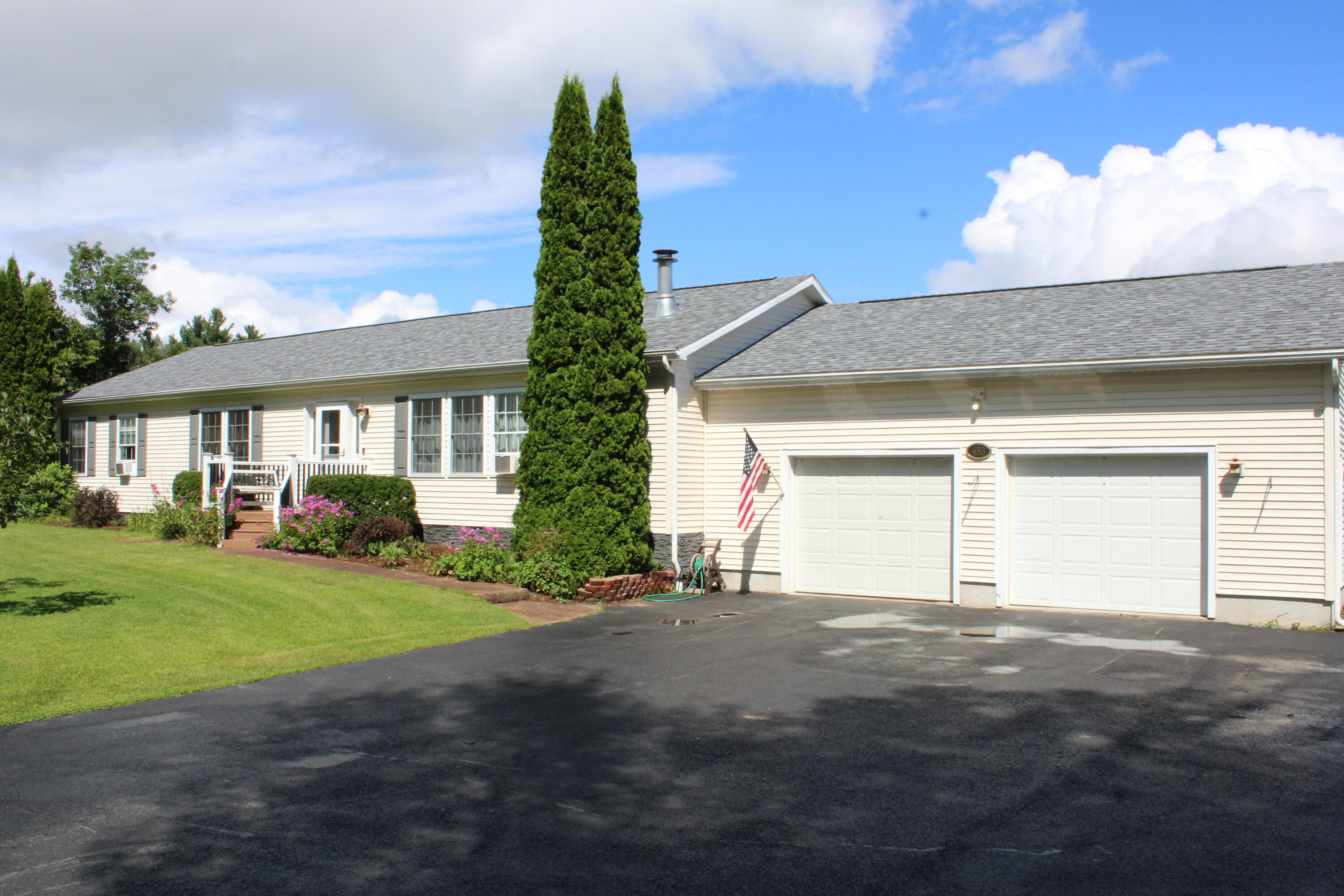 480 Calkins Road Peru, NY 12972 - Photo 3 of 33