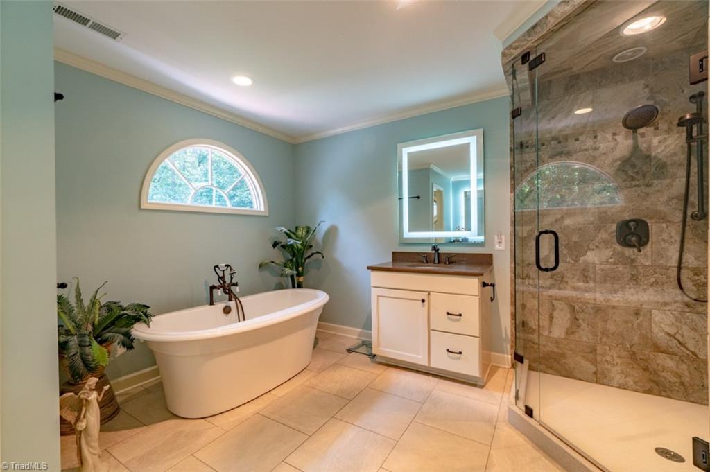 7004 May Lake Road Clemmons, NC 27012 - Photo 37 of 50 Gallery Image 37