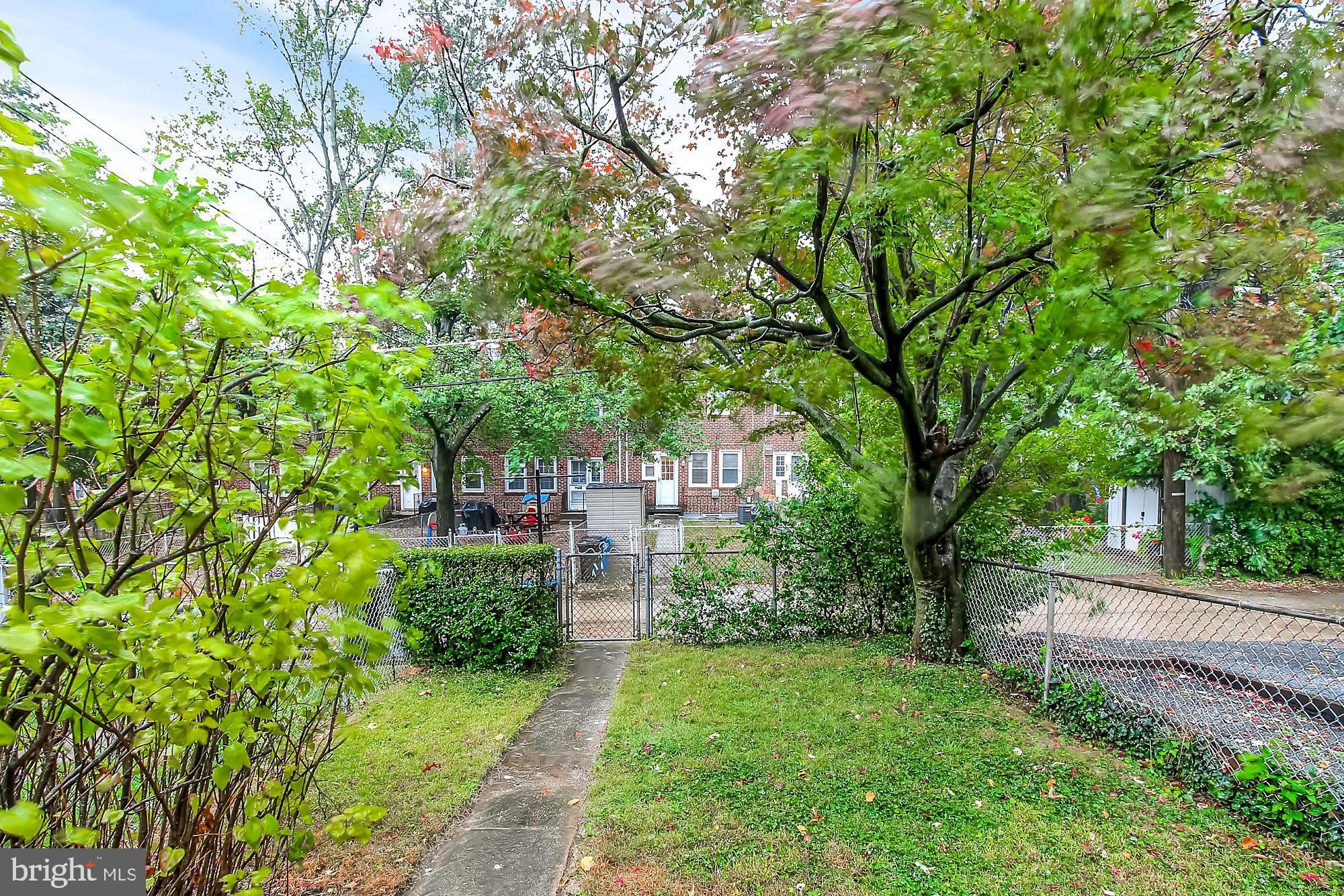 1629 Hardwick Road Baltimore, MD 21286 - Photo 21 of 22 Fenced Yard