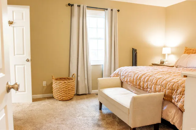 $287,000 | 905 Pheasant Court, Vincennes, IN 47591