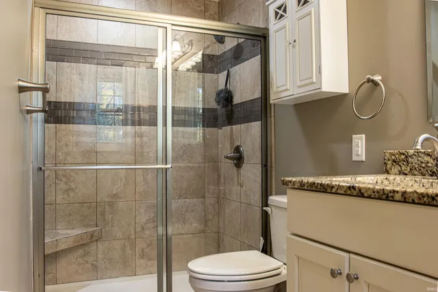 $287,000 | 905 Pheasant Court, Vincennes, IN 47591