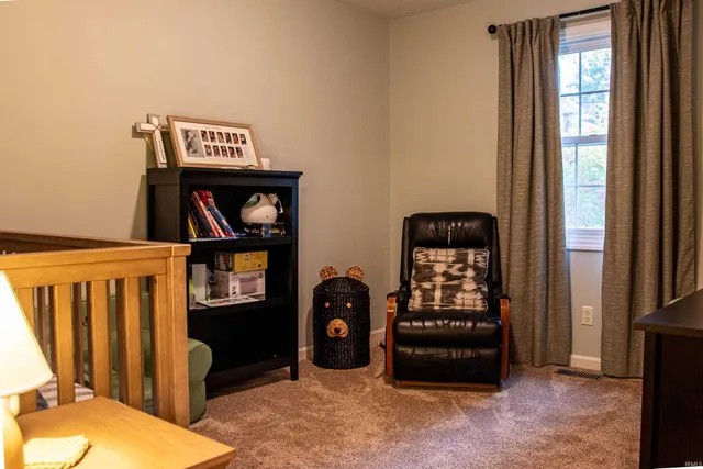 $287,000 | 905 Pheasant Court, Vincennes, IN 47591