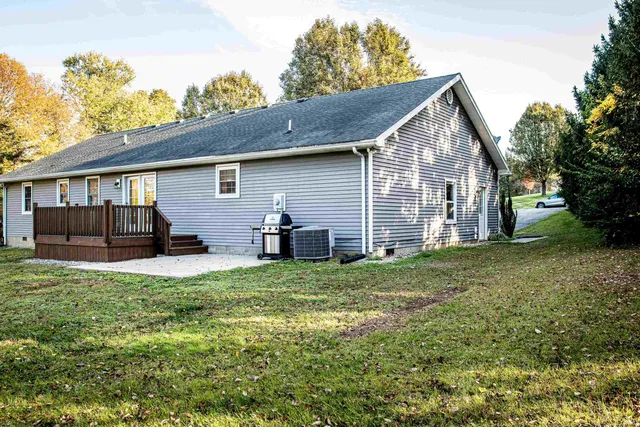 $287,000 | 905 Pheasant Court, Vincennes, IN 47591