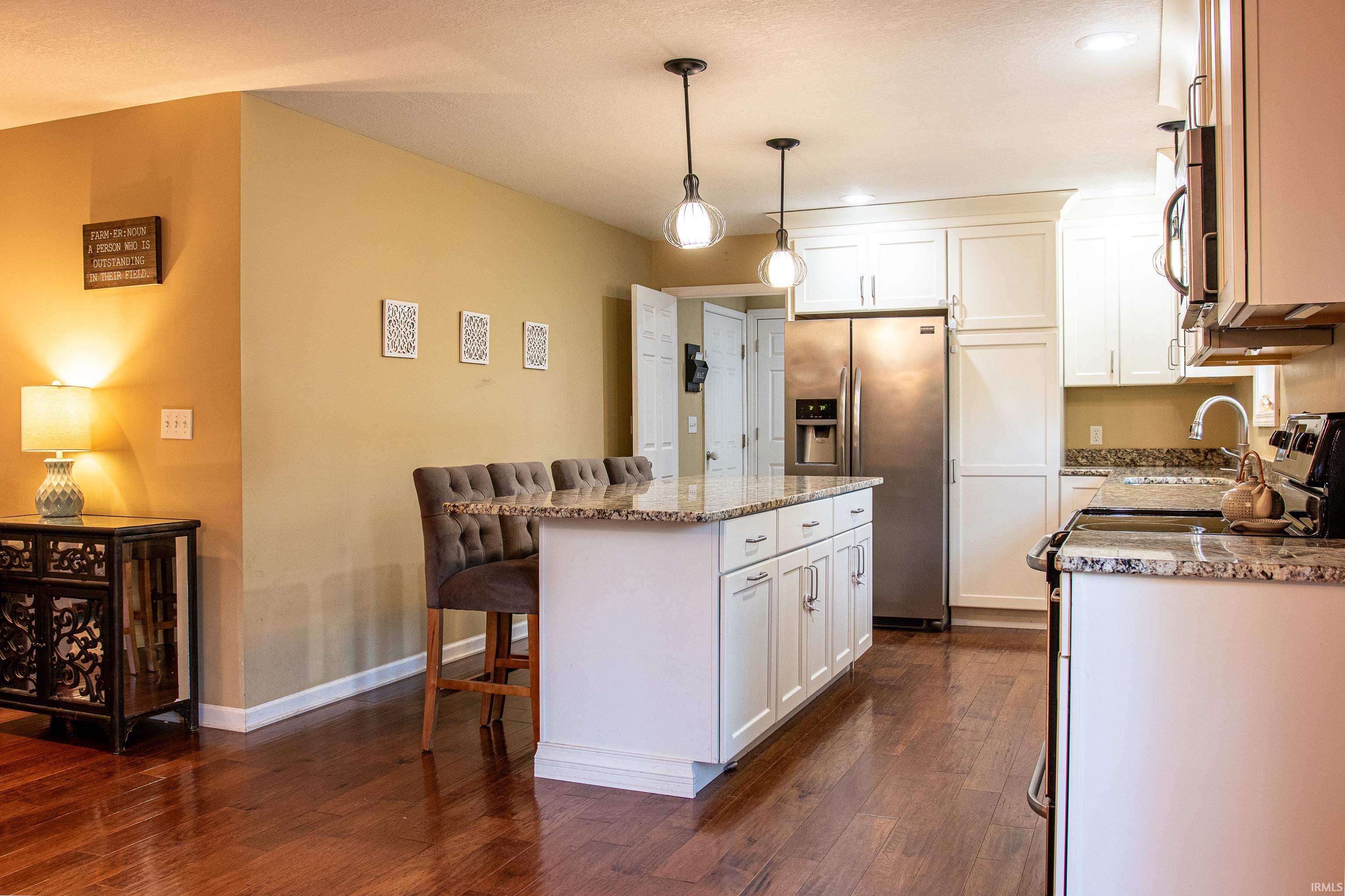 905 Pheasant Court Vincennes, IN 47591 - Photo 10 of 29