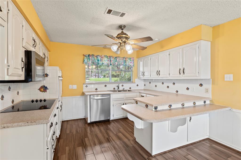 111 Deer Island Road Mabank, TX 75156 - Photo 13 of 26