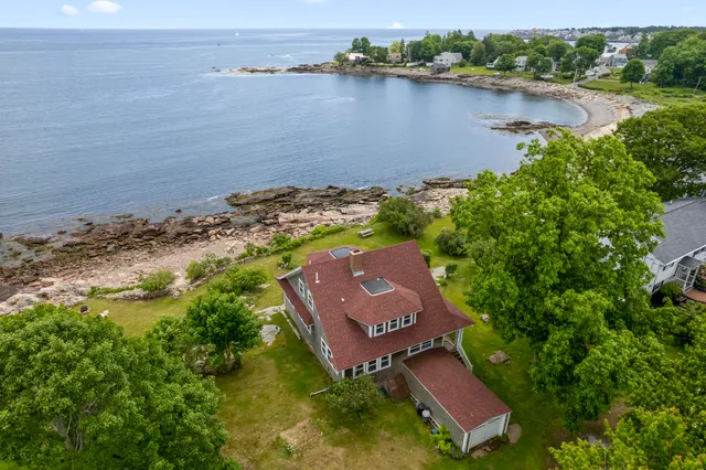 $2,999,000 | 4 Hamlin Place, York, ME 03909