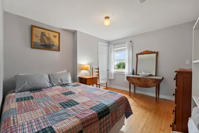 $2,999,000 | 4 Hamlin Place, York, ME 03909