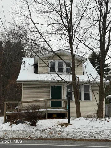 $179,999 | 169 Schoolhouse Road, Albany, NY 12203