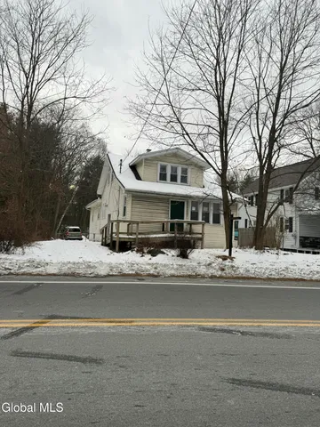 $174,999 | 169 Schoolhouse Road, Guilderland, NY 12203