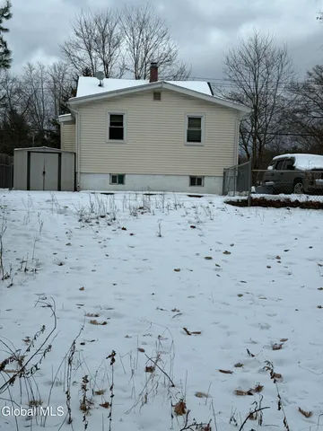 $174,999 | 169 Schoolhouse Road, Guilderland, NY 12203