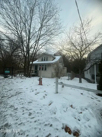 $174,999 | 169 Schoolhouse Road, Guilderland, NY 12203