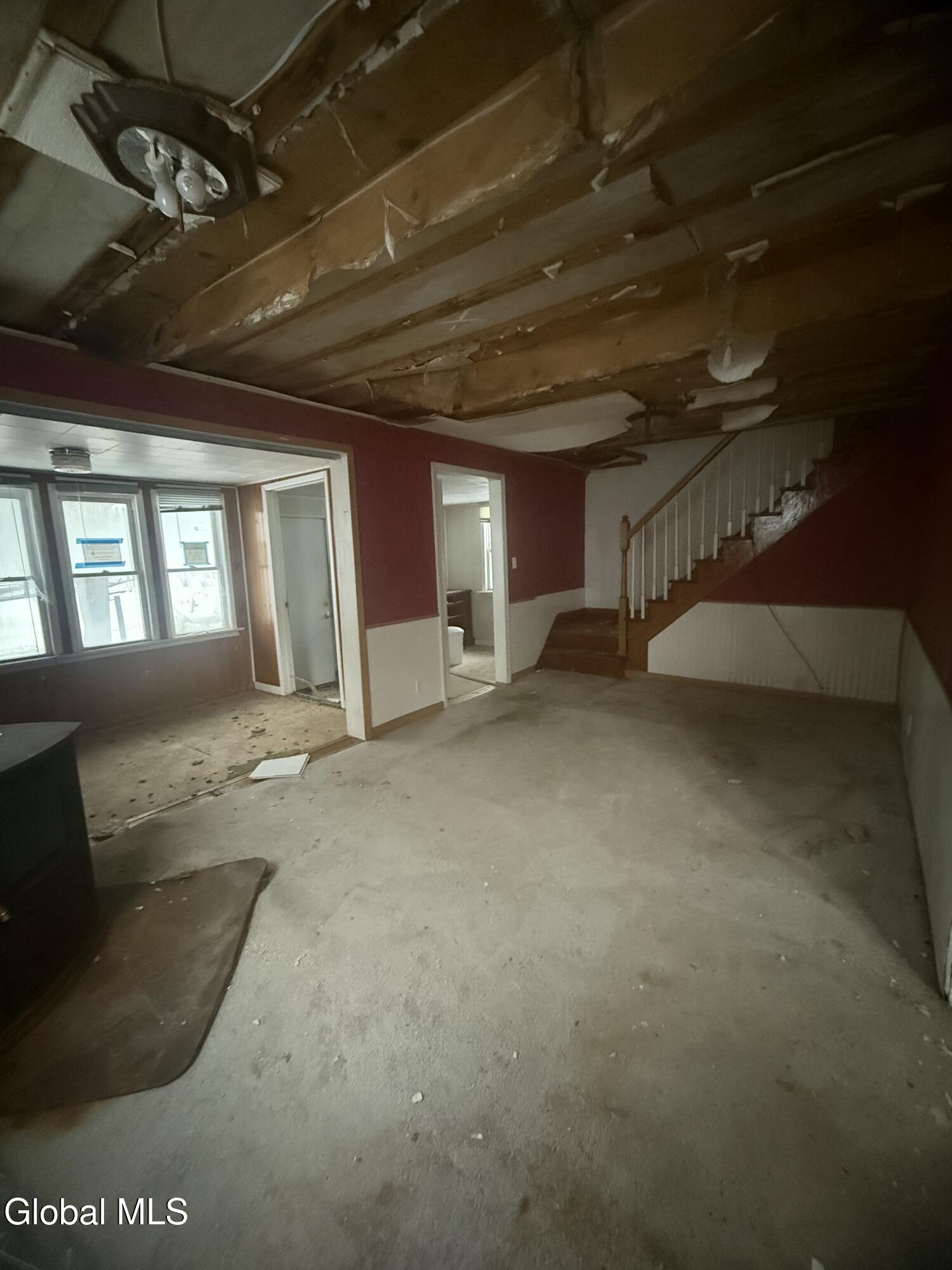 169 Schoolhouse Road Guilderland, NY 12203 - Photo 5 of 32 IMG_6521 2