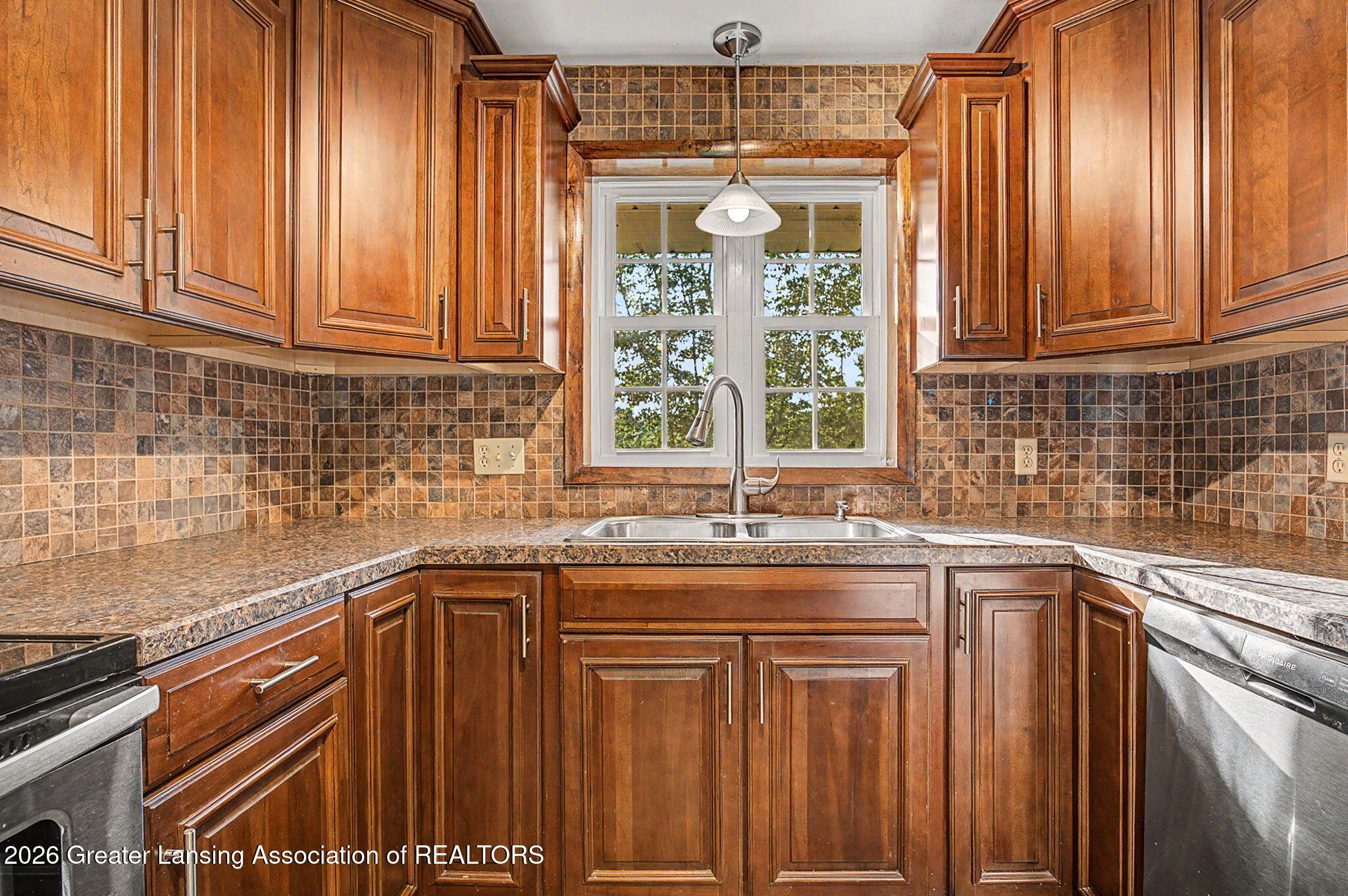 350 South Michigan Road Eaton Rapids, MI 48827 - Photo 23 of 64 24-web-or-mls-CQ1A8488