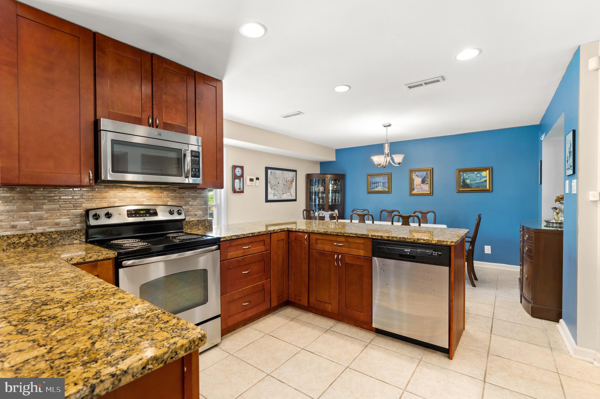 800 Hyde Road Silver Spring, MD 20902 - Photo 5 of 27 Gallery Image 5