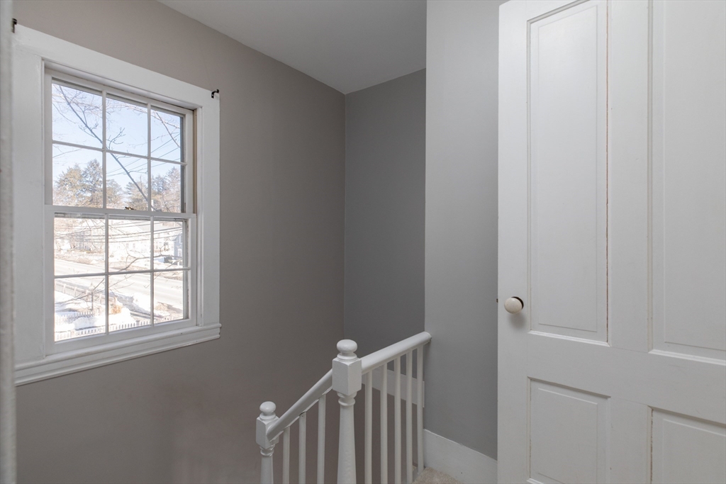 598 Bay Road Hamilton, MA 01982 - Photo 22 of 38 Gallery Image 22