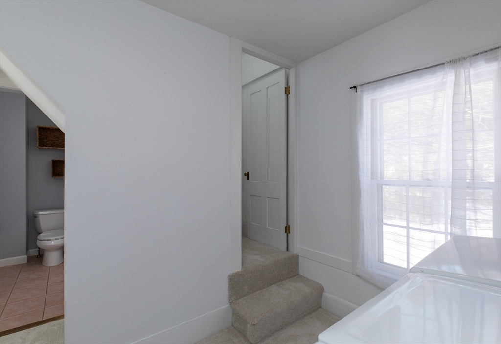 598 Bay Road Hamilton, MA 01982 - Photo 28 of 38 Gallery Image 28