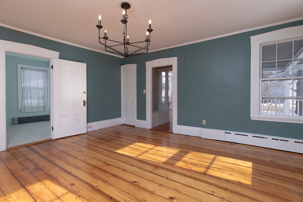 598 Bay Road Hamilton, MA 01982 - Photo 9 of 38 Gallery Image 9
