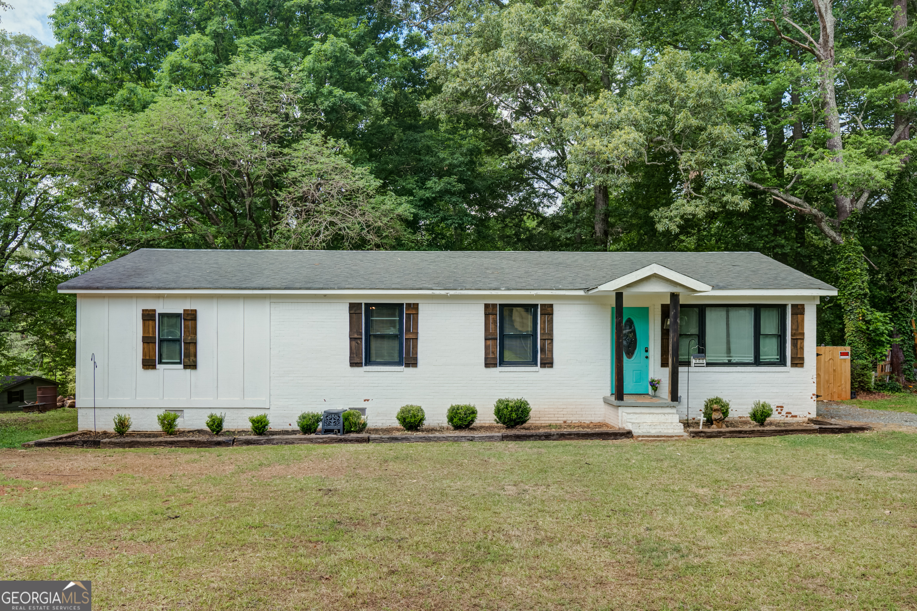 133 Davis Road Barnesville, GA 30204 - Photo 1 of 33