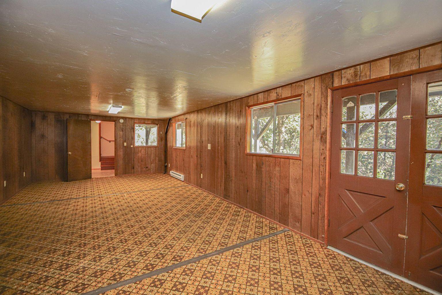 175 Earhart Road Rogue River, OR 97537 - Photo 18 of 28 Rec Room 1