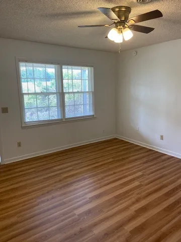 $900 | 319 Pelham Creek Drive, Seneca, SC 29678