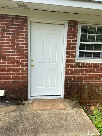 $900 | 319 Pelham Creek Drive, Seneca, SC 29678