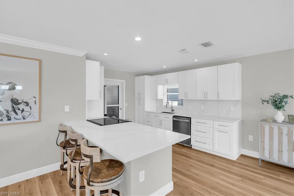 128 San Salvador Street Naples, FL 34113 - Photo 12 of 35