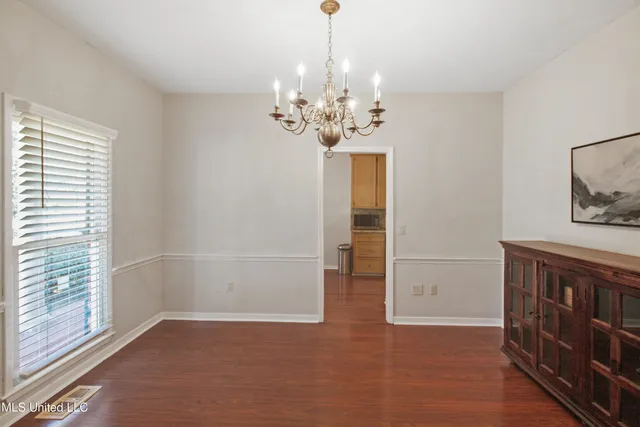 $299,900 | 2021 Cherokee Drive, Jackson, MS 39211