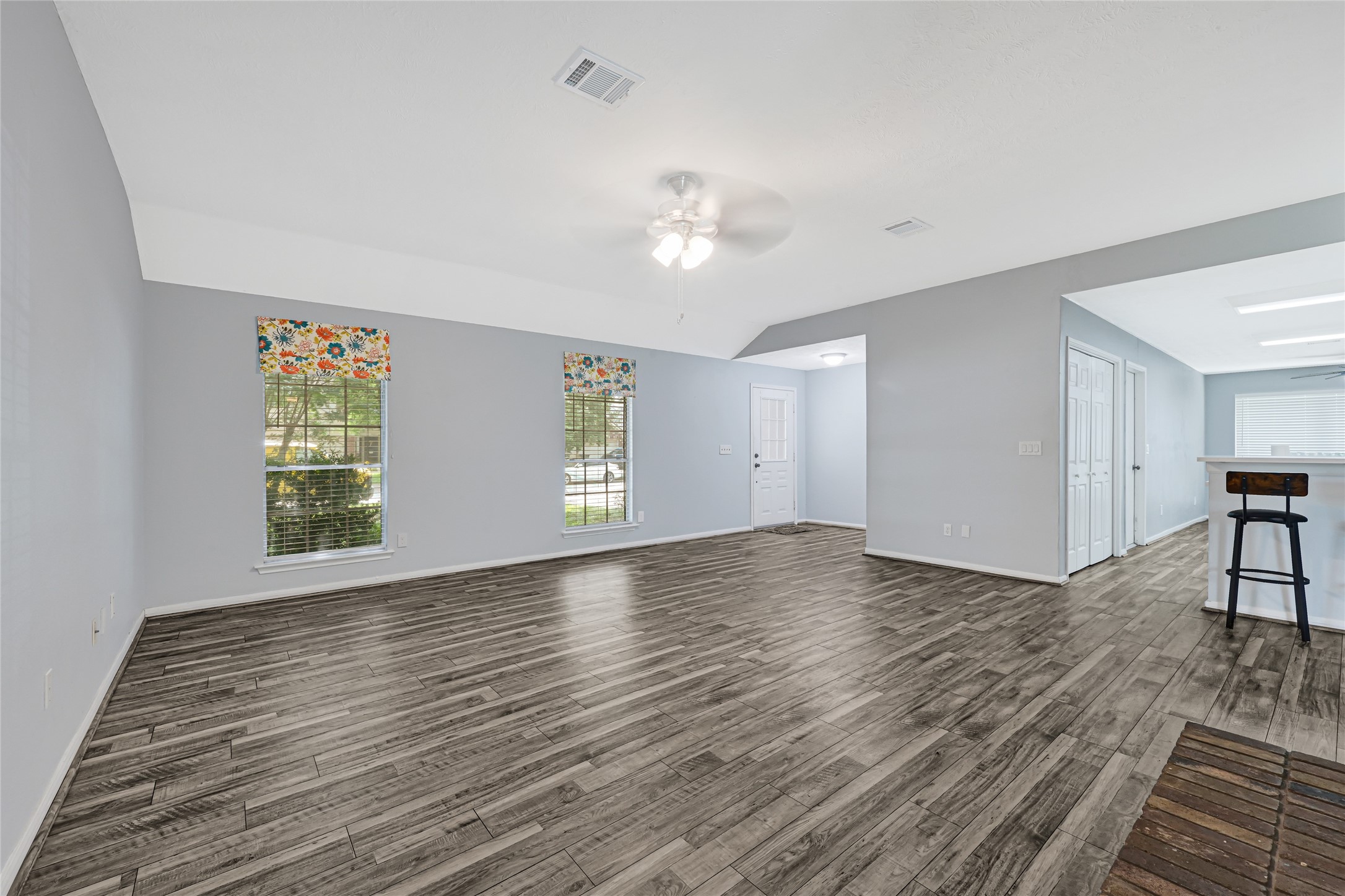 4002 Spring Forest Drive Pearland, TX 77584 - Photo 7 of 25