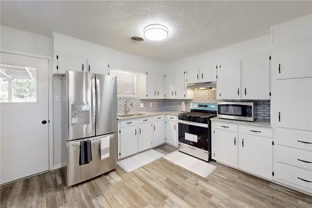 $318,000 | 415 West Decherd Street, Franklin, TX 77856