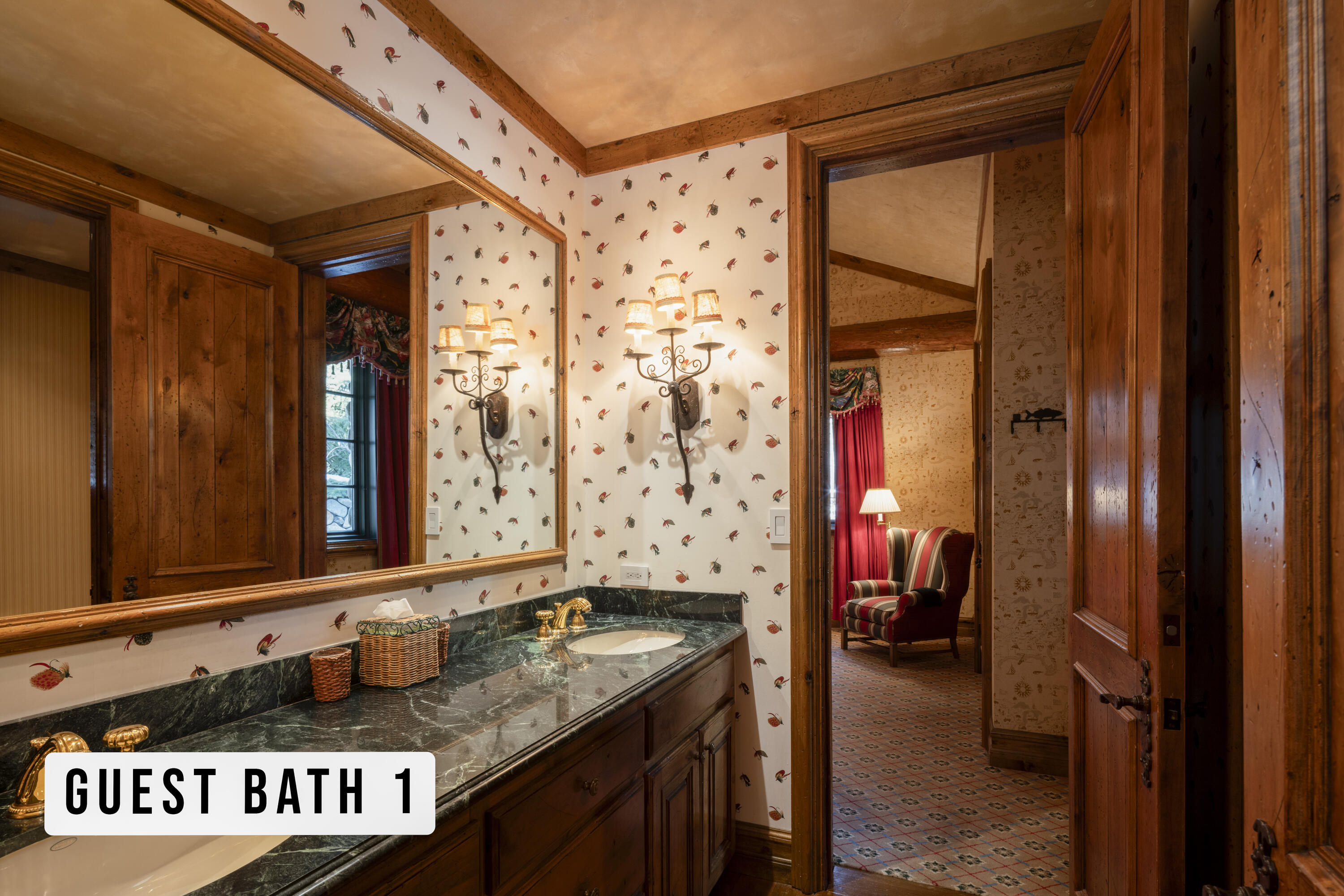 310 Manchester Court Ketchum, ID 83340 - Photo 14 of 31 Guest 1 Bath