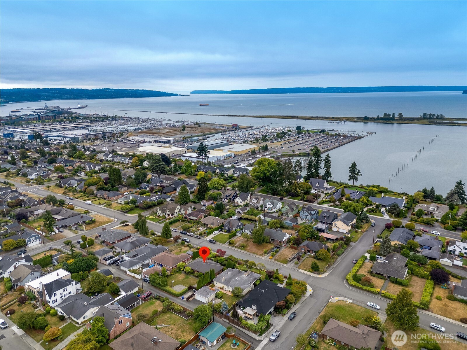 811 Rucker Avenue Everett, WA 98201 - Photo 27 of 34 an aerial view of multiple house