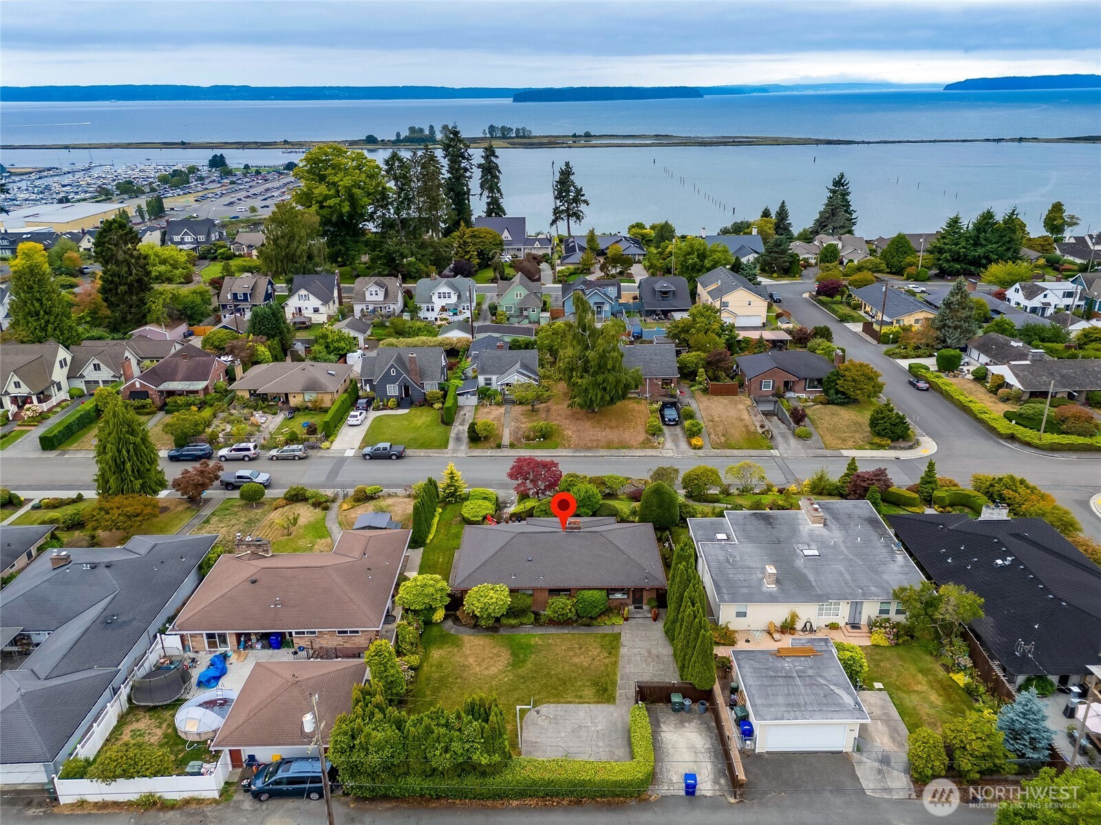 811 Rucker Avenue Everett, WA 98201 - Photo 34 of 34 an aerial view of a houses with outdoor space