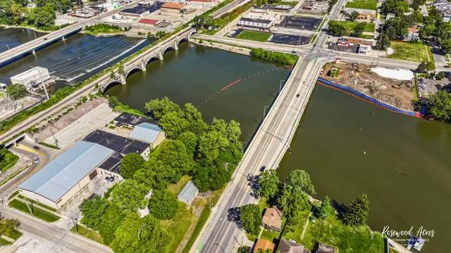 $320,000 | 187 East Water Street, Kankakee, IL 60901