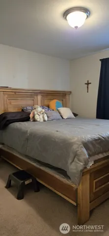 a close view of sink