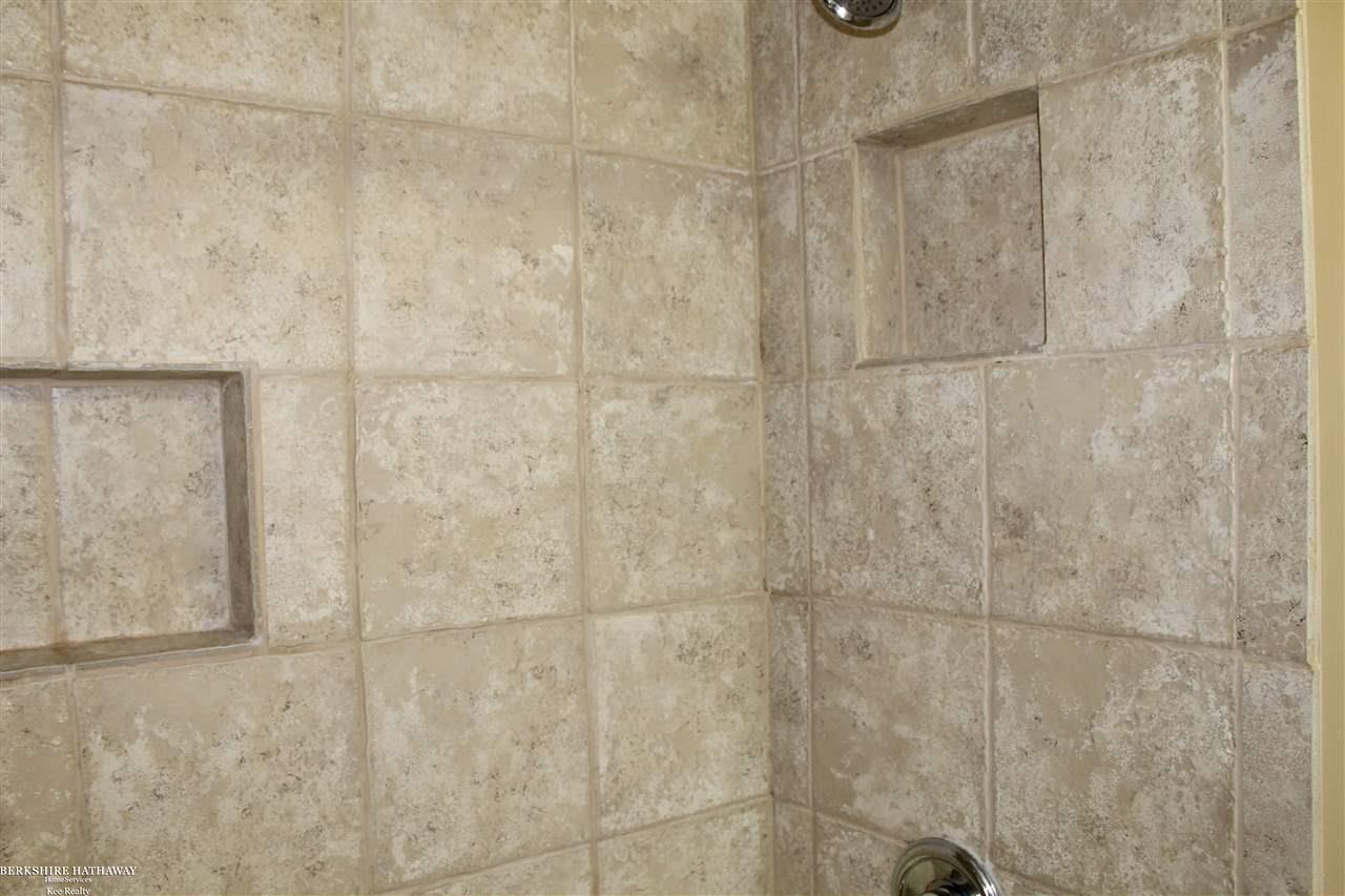 293 Ewell Street Romeo, MI 48065 - Photo 18 of 34 31302525-17.JPG