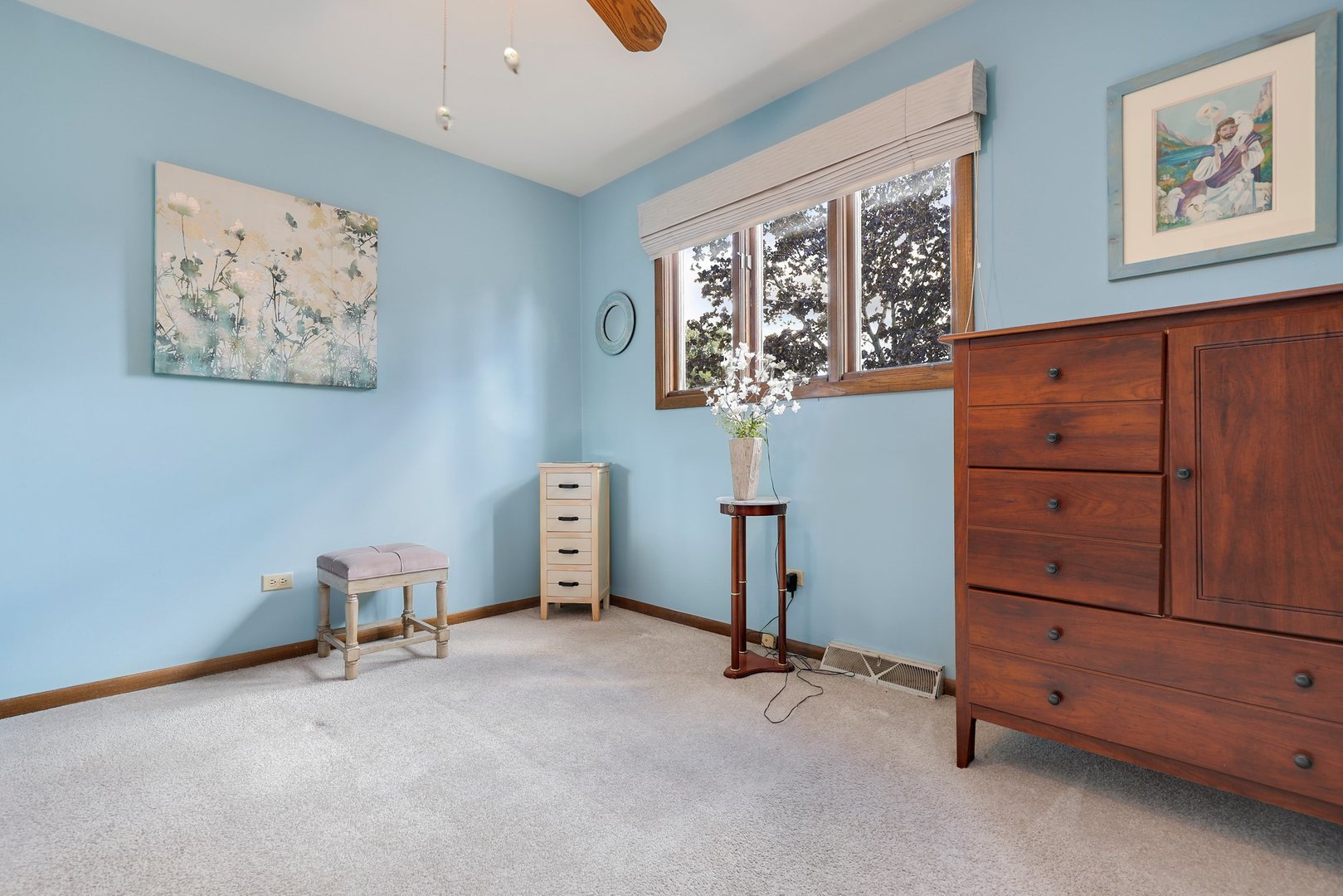 10900 Bryant Road Mokena, IL 60448 - Photo 9 of 14 a view of an empty room with a window