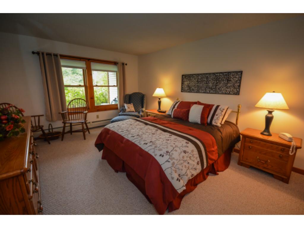 82 B Greenspring Road, Unit B West Dover, VT 05356 - Photo 14 of 28 Gallery Image 14