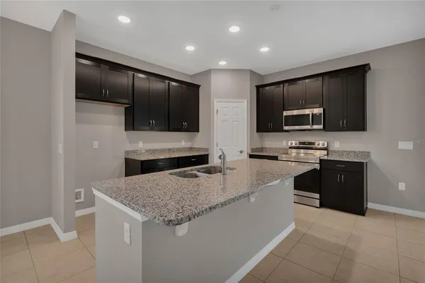 $358,490 | 1739 Blue Lagoon Circle, Mascotte, FL 34753