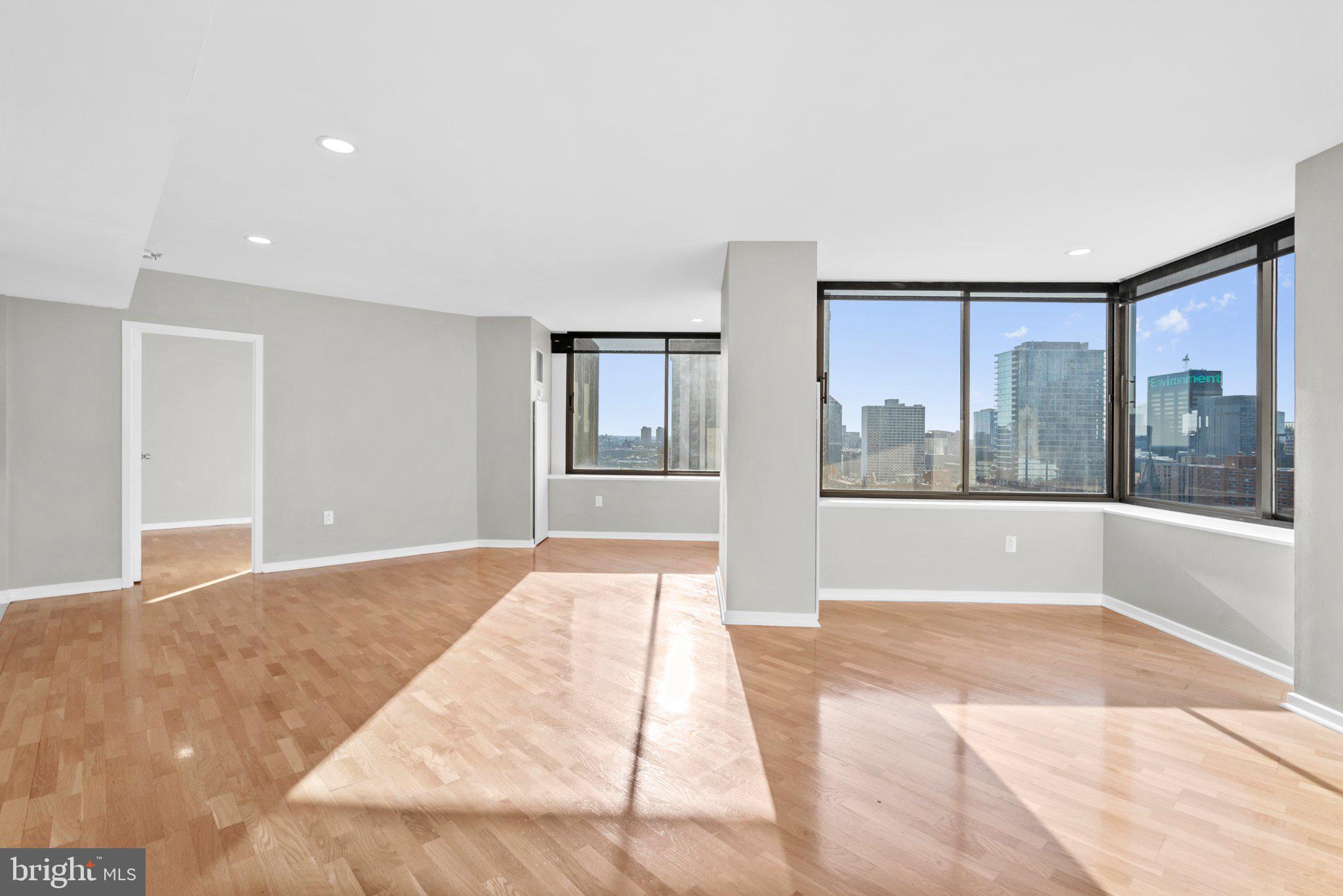 202 West Rittenhouse Square, Unit 1704 Philadelphia, PA 19103 - Photo 1 of 19 Living area