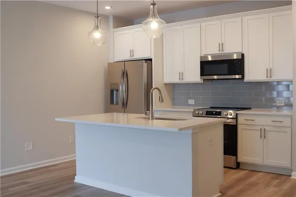 $2,150 | 495 Crown Drive, Emerson, GA 30120