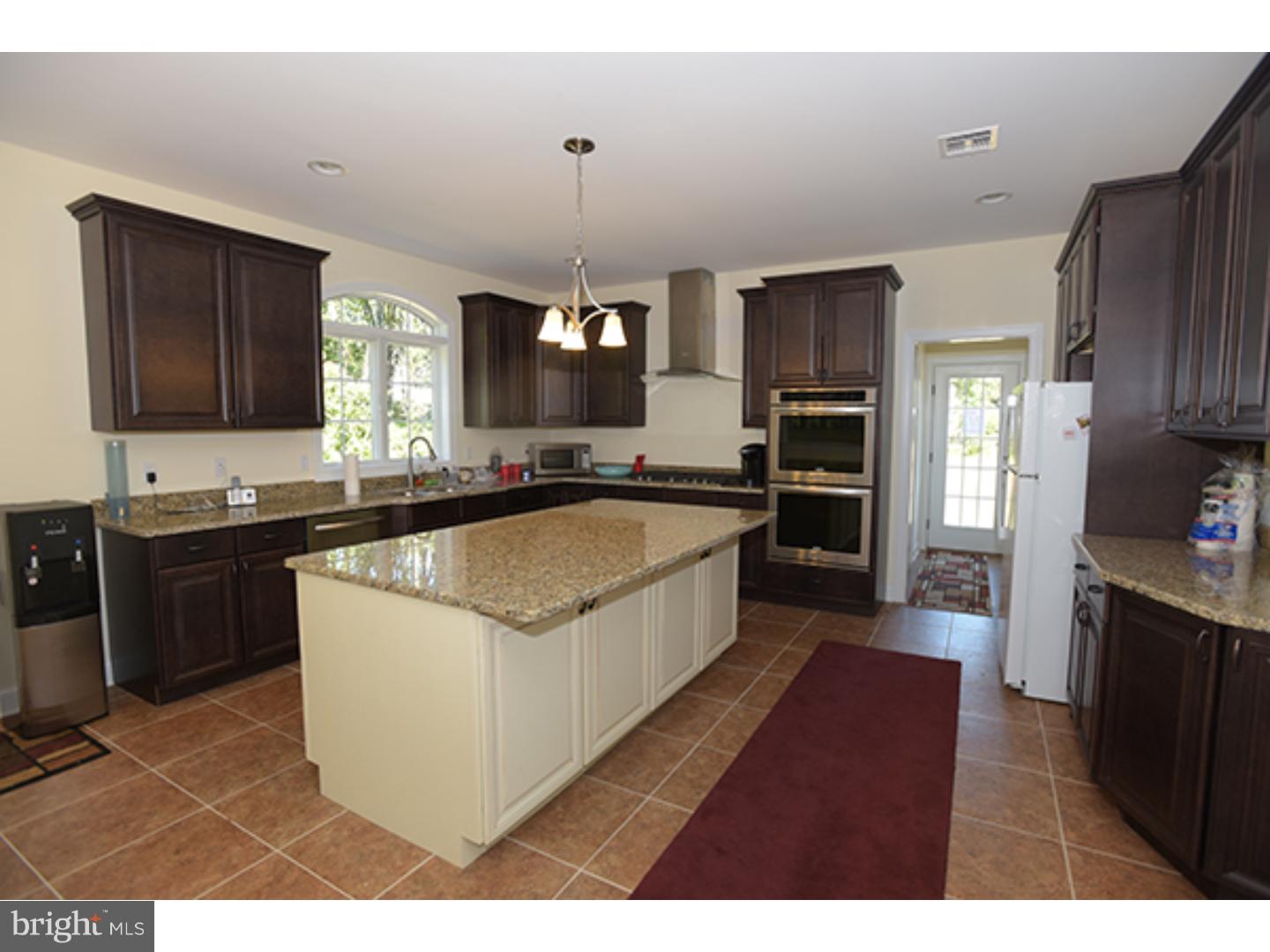 48 Dublin Road Skillman, NJ 08558 - Photo 4 of 10