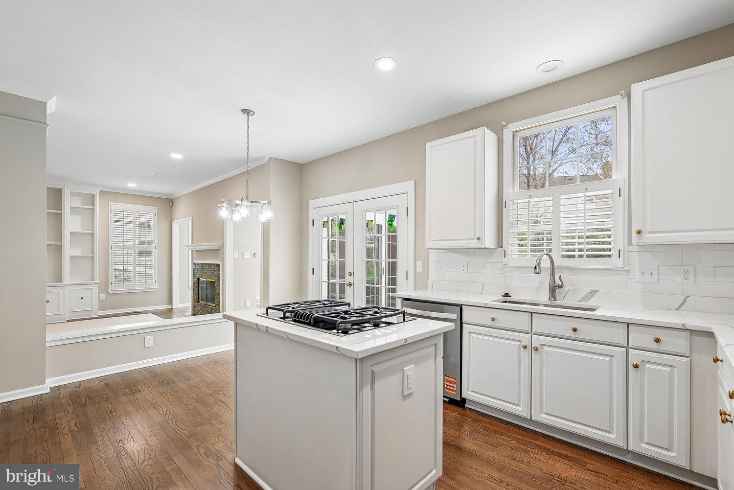 11400 Night Star Way Reston, VA 20194 - Photo 33 of 91 Kitchen