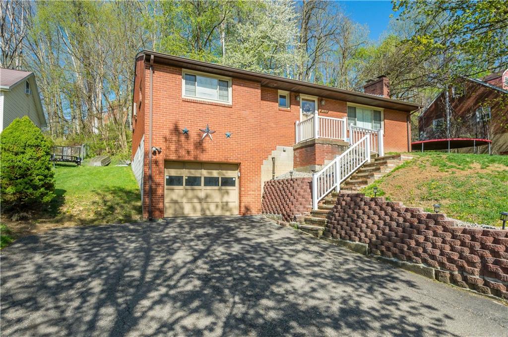 4597 East Willock Road Pittsburgh, PA 15227 - Photo 2 of 22 Gallery Image 2