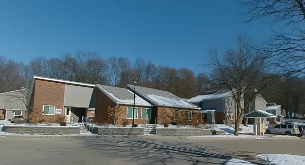 $1,100 | 700 Follin Avenue, Mount Vernon, OH 43050