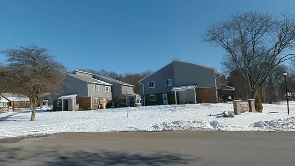 $1,100 | 700 Follin Avenue, Mount Vernon, OH 43050