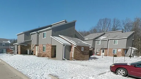 $1,100 | 700 Follin Avenue, Mount Vernon, OH 43050
